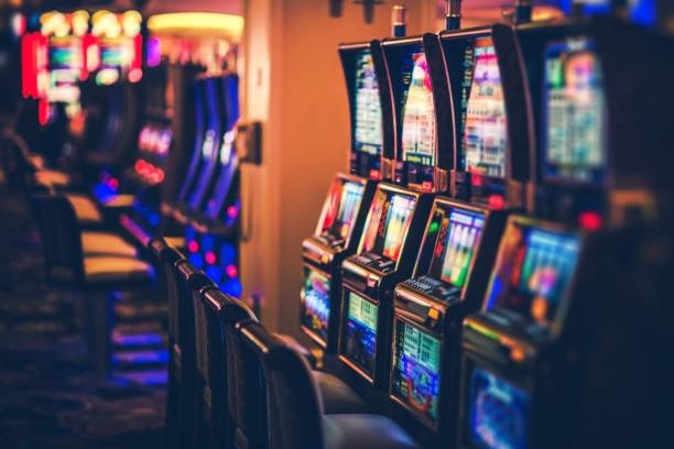 JILI roulette and baccarat tables available on gengtoto, visible in table lobby